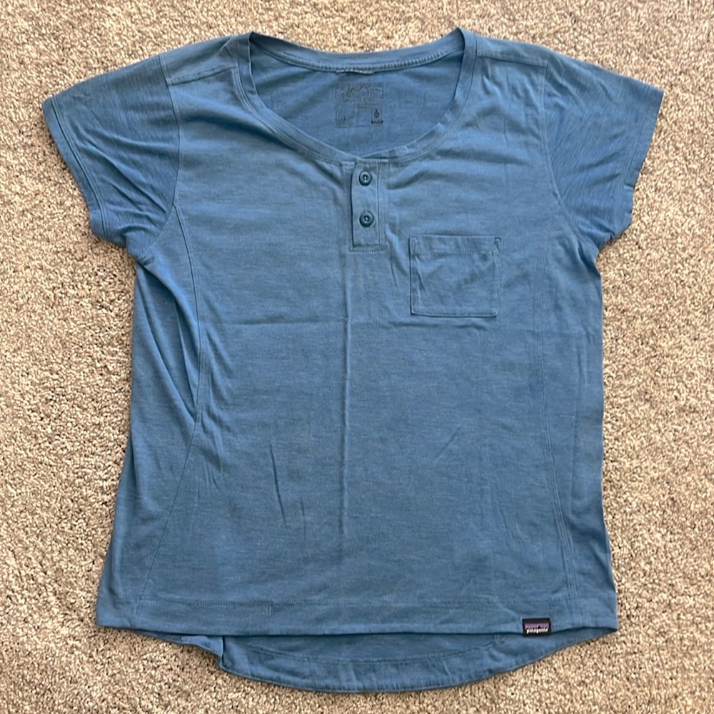 Patagonia Women’s Capilene Cool Trail Shirt. Size Small.